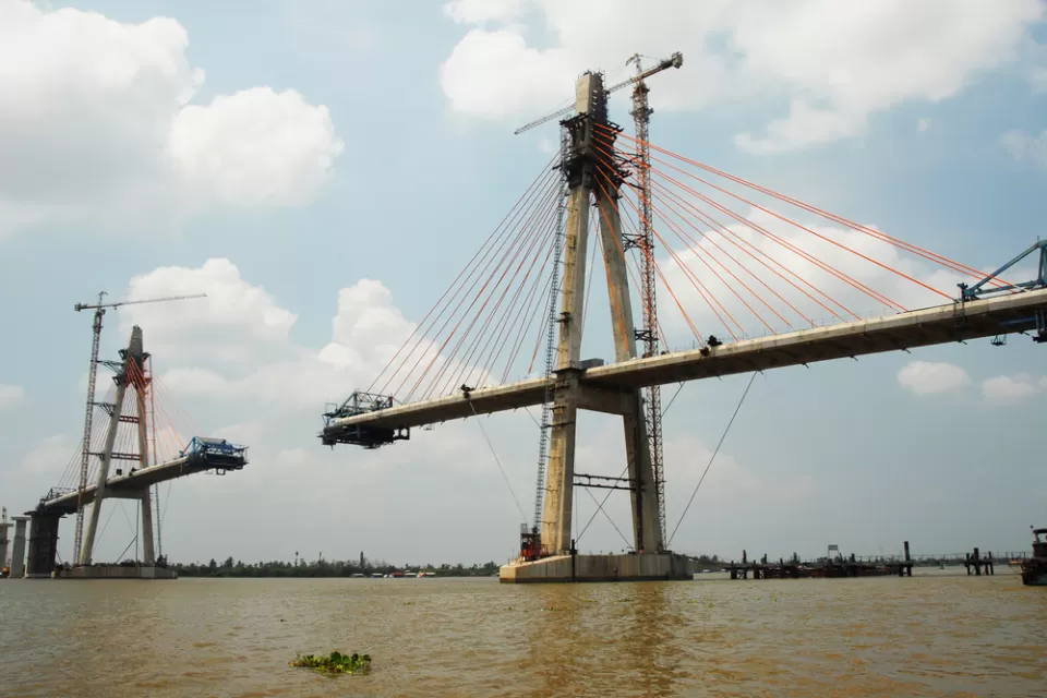 Vietnam Bridge